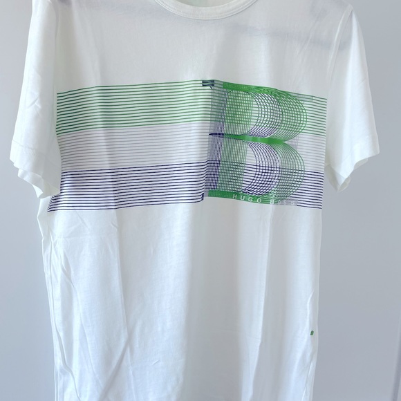 Hugo Boss T-shirt - Picture 2 of 3